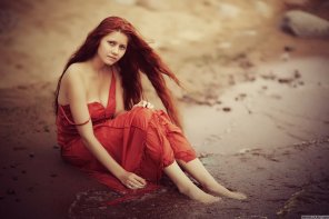 photo amateur Lady in red