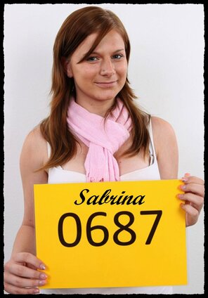0687 Sabrina (1)