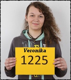 アマチュア写真 1225 Veronika (1)