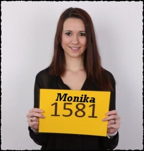 アマチュア写真 1581 Monika (1)