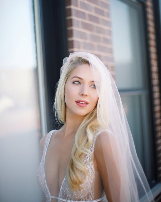 A beautiful bride.