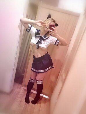 foto amatoriale Playing to be a sexy nerdy sailor ;) How do you like my out[f]it?