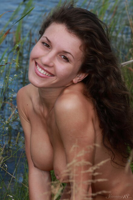 Agata (28) nude