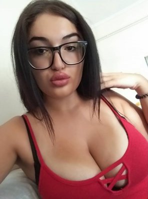 amateur photo Big tits, big lips