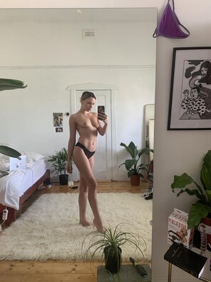 photo amateur [F] [Australia] Do you like my small tits?