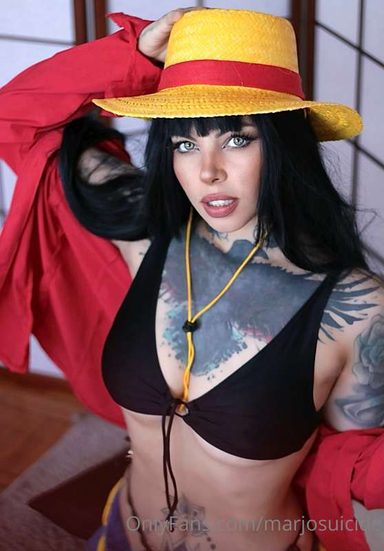 amateur photo 1000169060