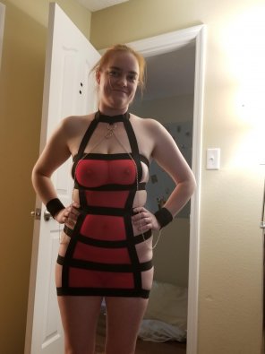 photo amateur IMAGE[Image] Would you like to play with me in my strappy red dress?