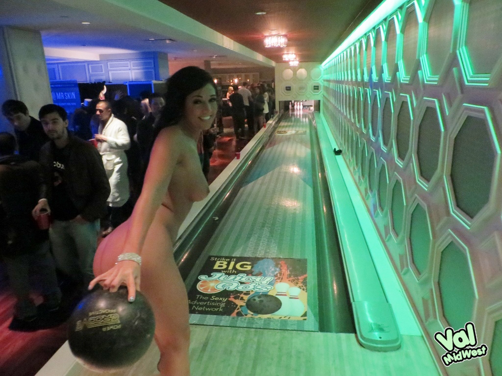 Nude Bowling Video