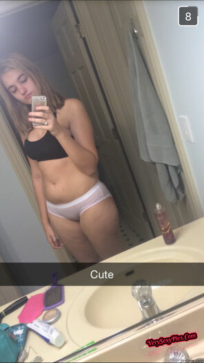 amateur pic omegleplus.com (27)