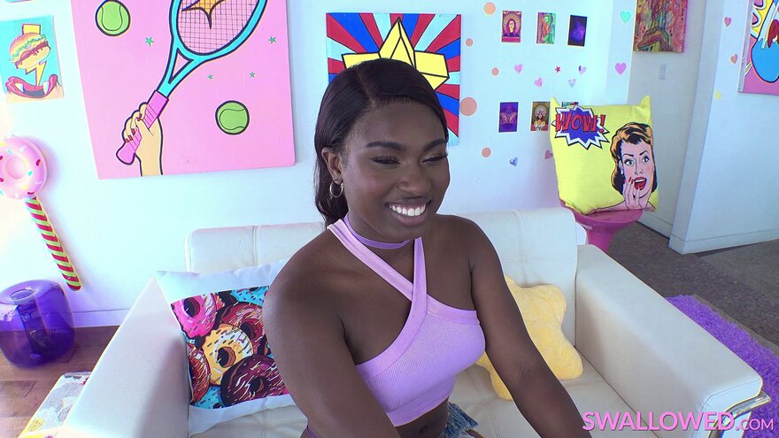 swa0476_tessathomas_00011