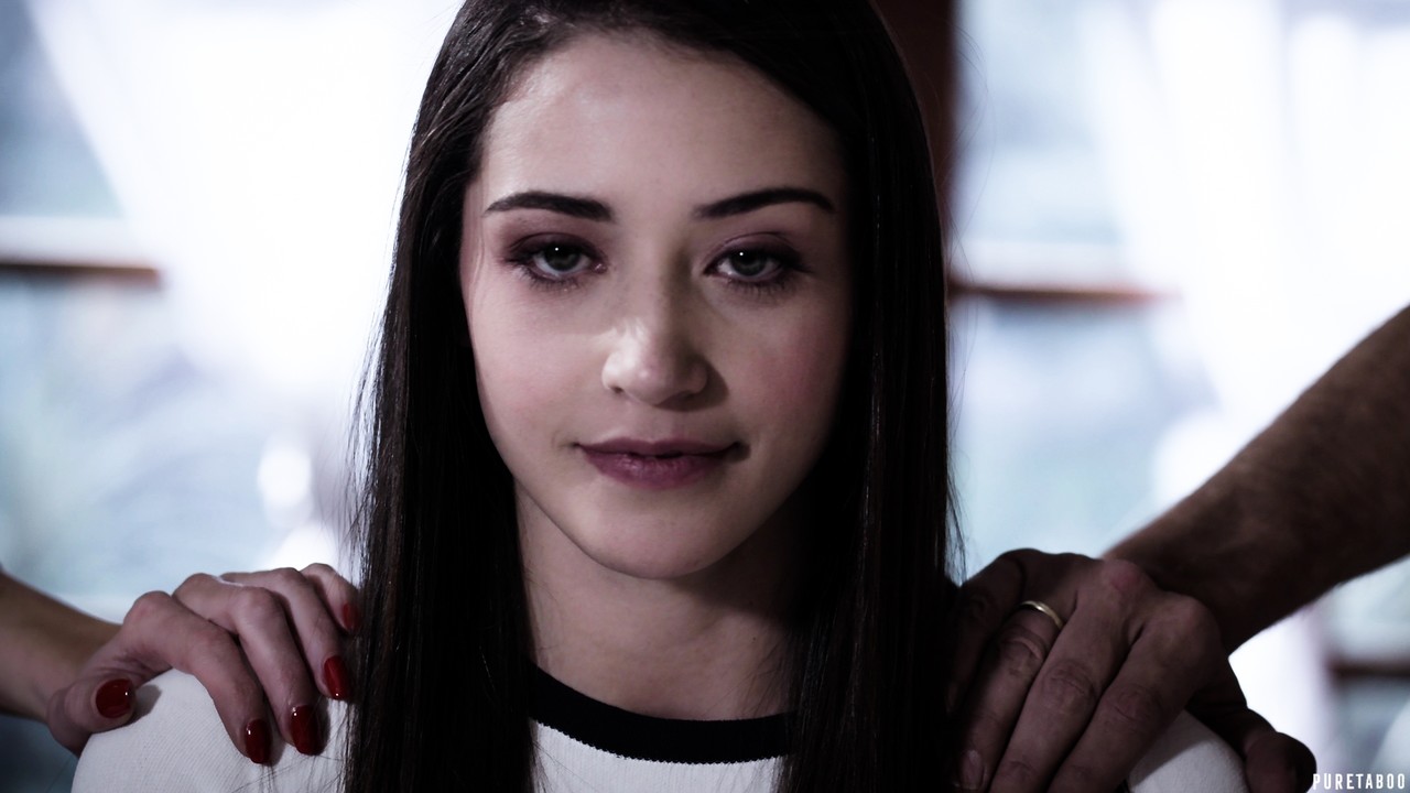 amateur photo SILVIA SAIGE PIC165