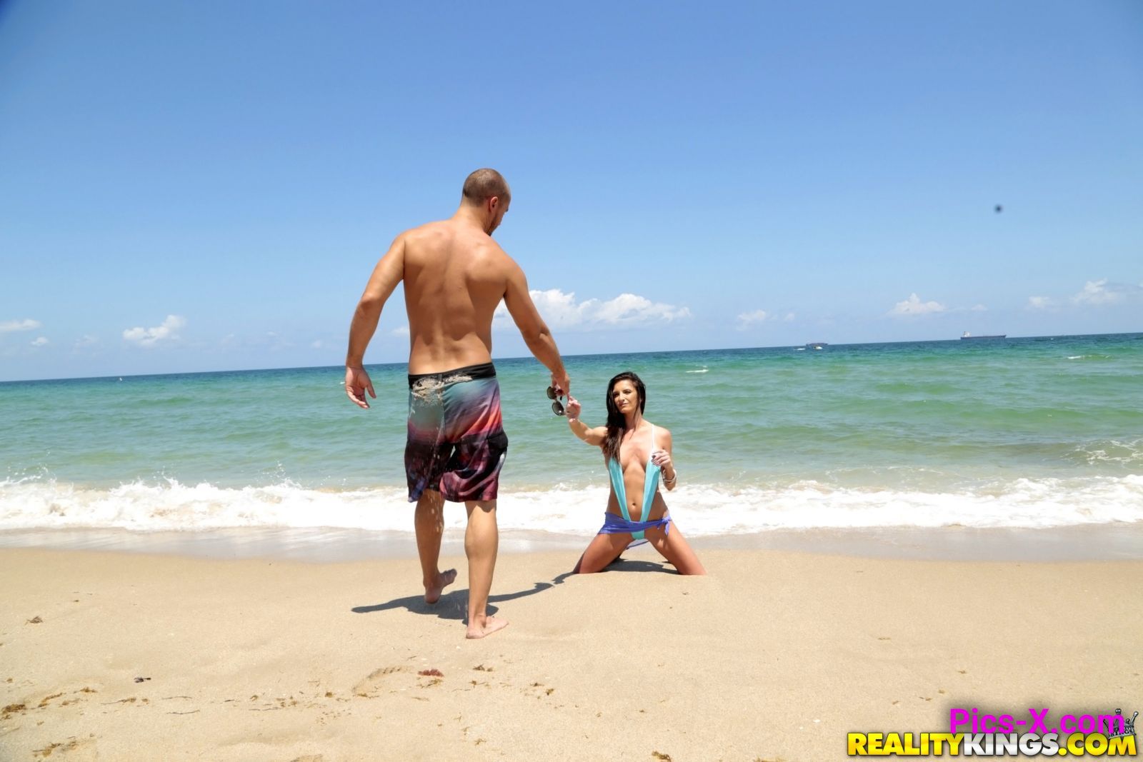 amateur photo SILVIA SAIGE PIC720