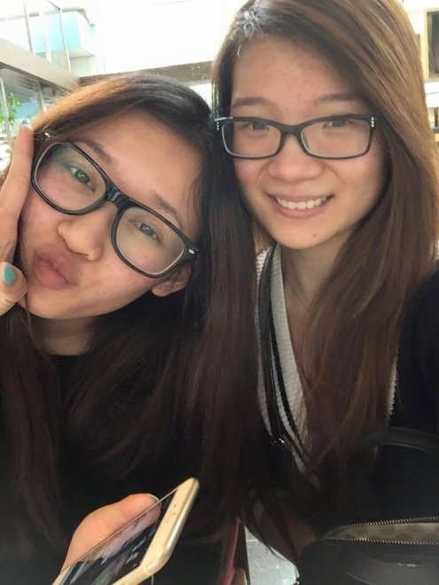 Cute Asian Girls with Glasses