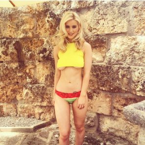 Jess Davies underboob from instagram