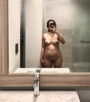 foto amadora Iâ€™m 5 feet and have wide hips [F22]