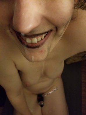 amateur pic Smeared Lipstick And Cum....But I'm Still Smiling 27[F]