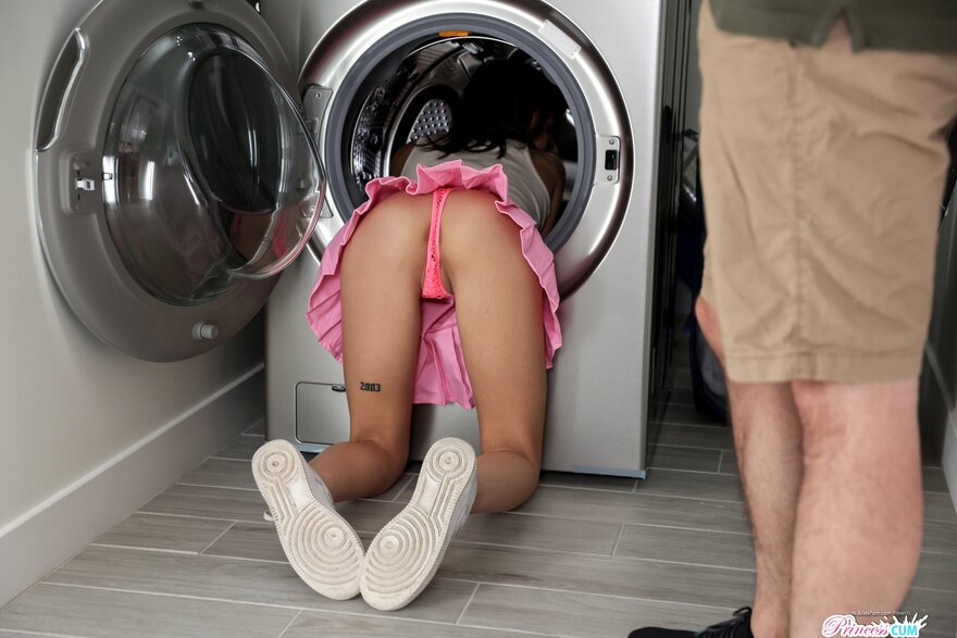 march_2023_flavor_of_the_month_dakota_tyler_030