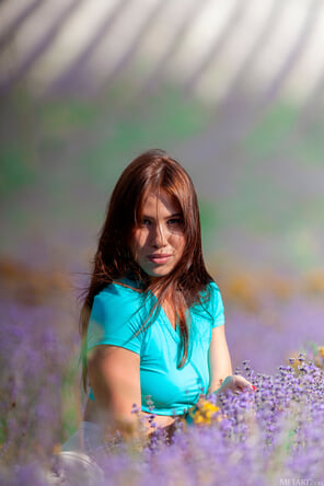 amateur photo metart_lavender-lover_melania_high_0007