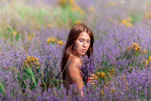 zdjęcie amatorskie metart_lavender-lover_melania_high_0067