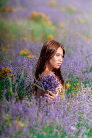 photo amateur metart_lavender-lover_melania_high_0068