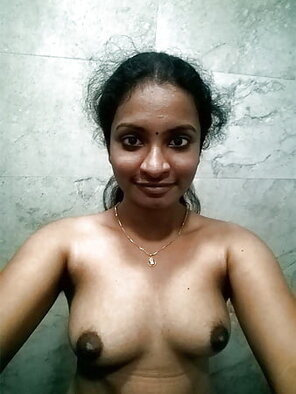 photo amateur Tamil girl