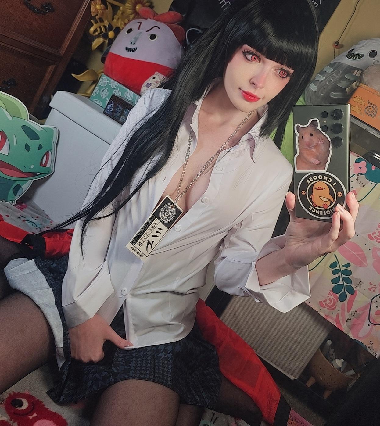 amateur photo RDT_20251029_1523578291201464747459852