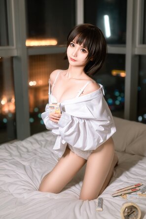 foto amatoriale Chunmomo (蠢沫沫) - 白衬衫 (21)
