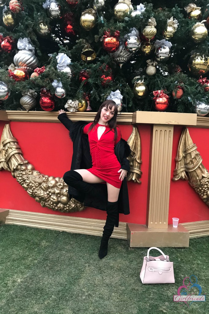 amateur photo ali127ATK_375418304