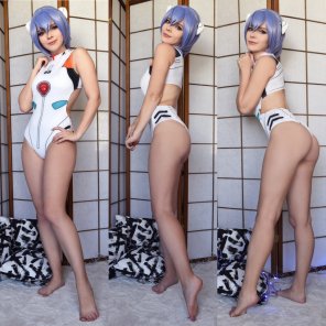 foto amatoriale [F] Rei from all angles ~ Which side is your favorite? ~ by Evenink_cosplay