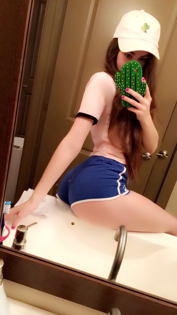 Cute Teen Small Ass - Cute little butt Porn Pic - EPORNER
