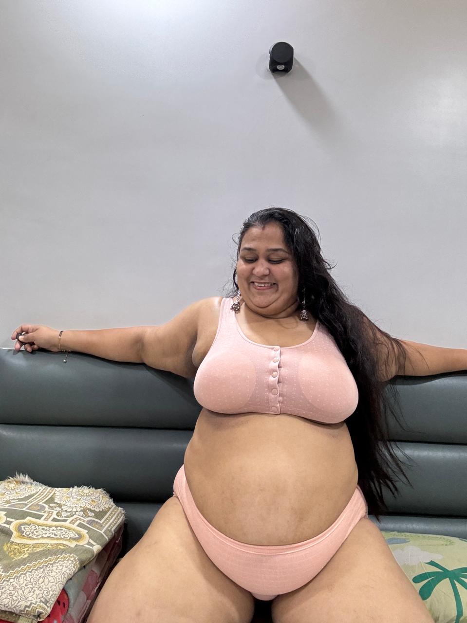 amateur photo WhatsApp Image 2024-09-02 at 12.36.17(5)