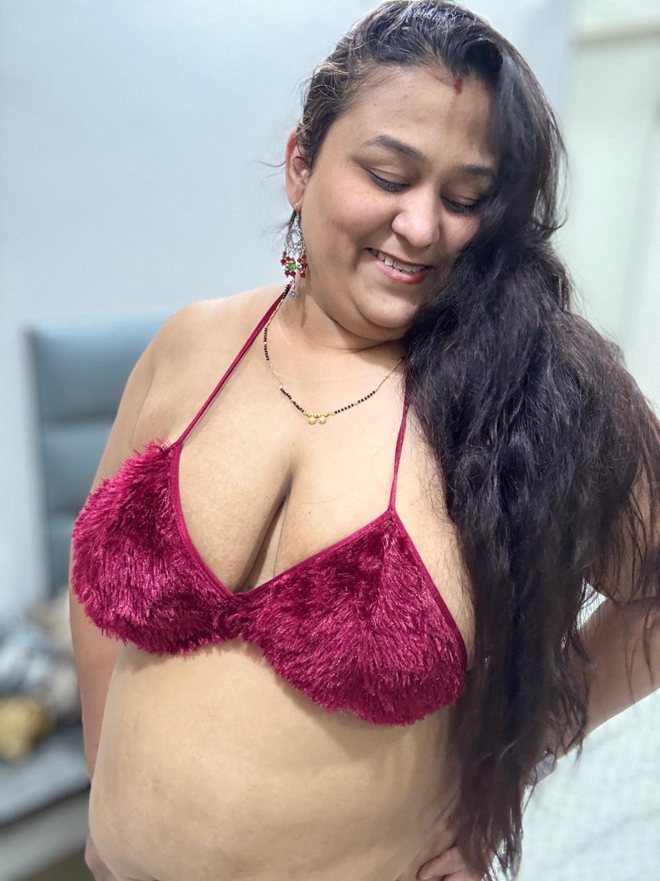 amateur photo WhatsApp Image 2024-10-15 at 13.00.14(1)