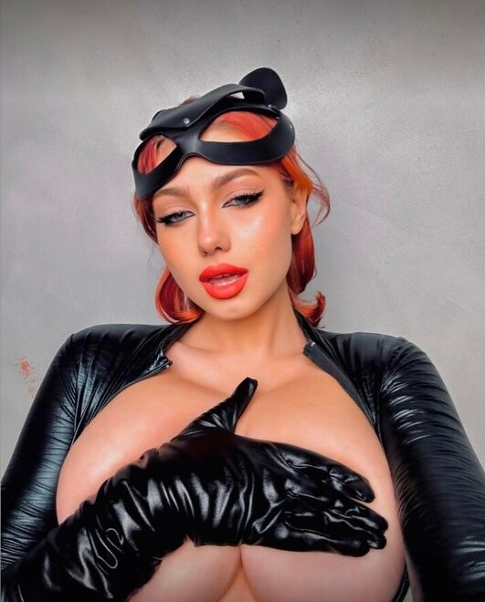 @RisqueMega 445 nude