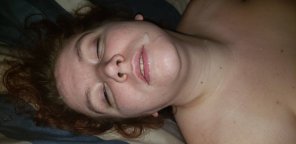 amateur photo I love feeling cum drying on my face!!
