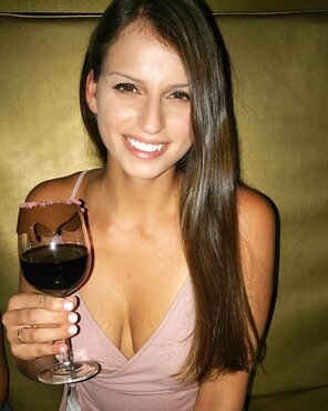 photo amateur Wine and Dine and Fuck Her