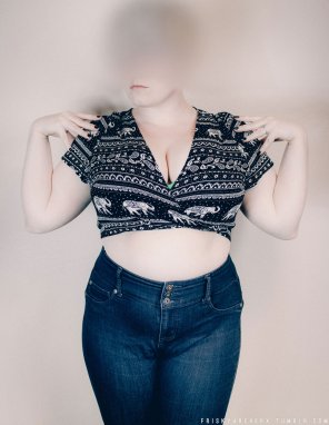 amateur pic Crop top [my wife]