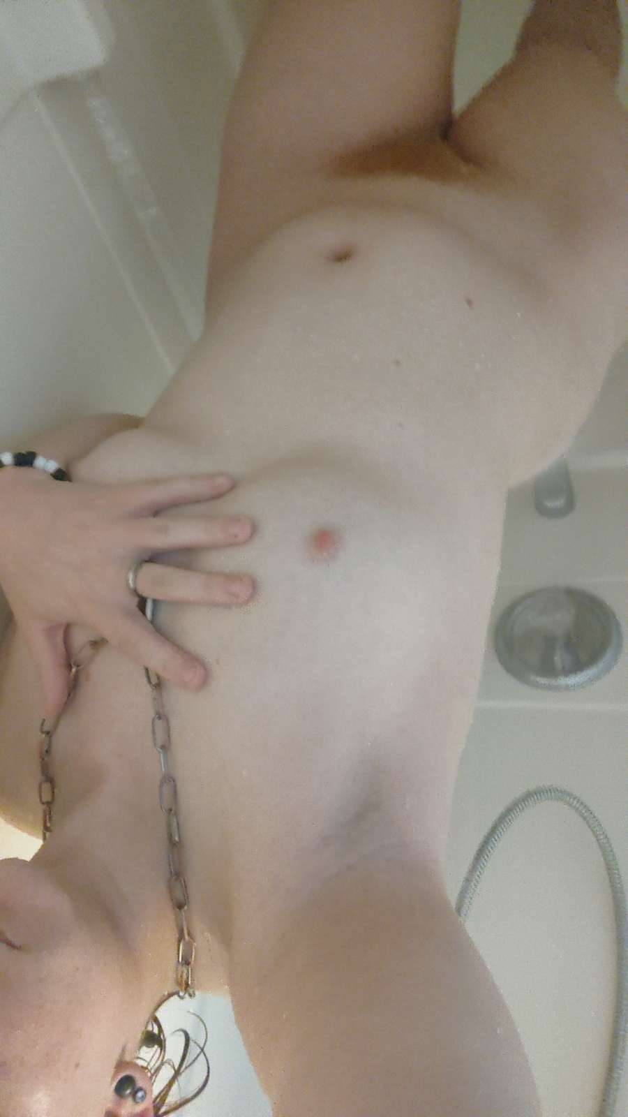 amateur photo 1000003015