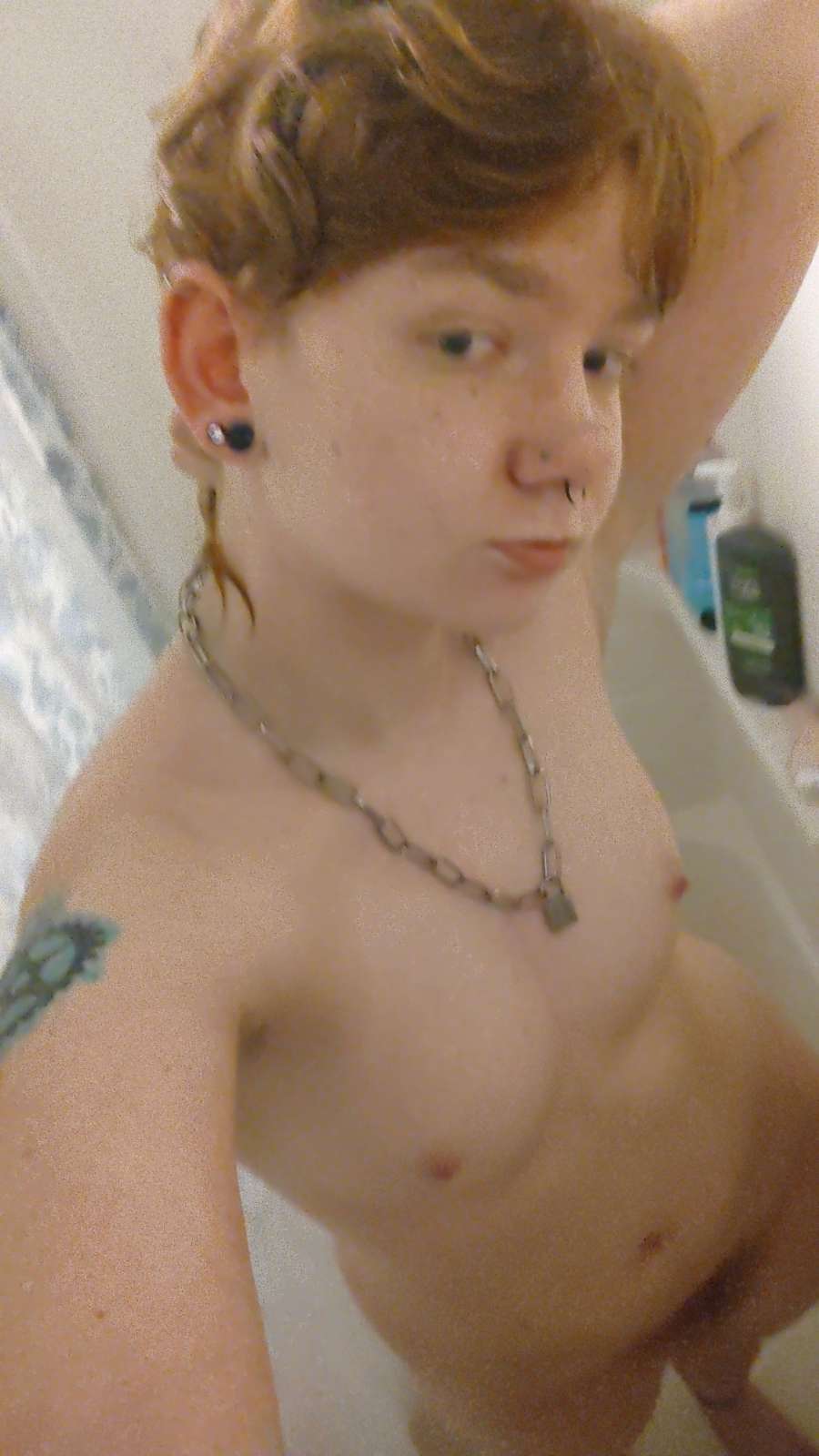 amateur photo 1000003004