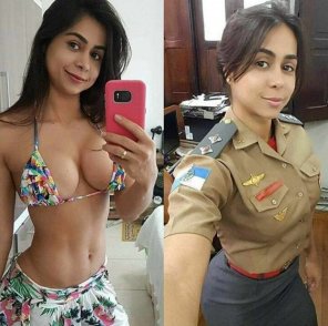 photo amateur [F] [NN] Out of uniform, and in uniform