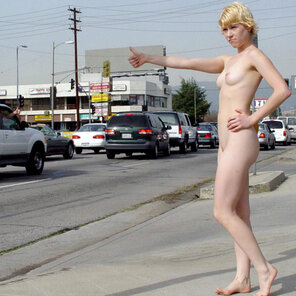 Nude in public Bridget Wells (1)