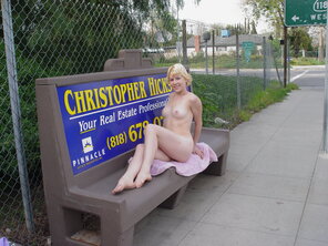 foto amadora Nude in public Bridget Wells (48)