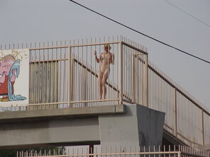 foto amateur Nude in public Bridget Wells (61)