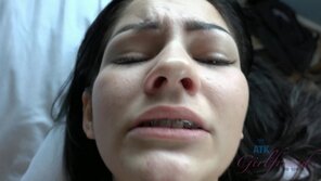 amateur pic chica de coño rosado con frenos