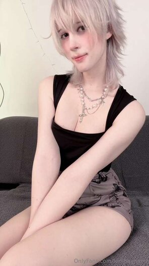 amateur photo 3d67332d7ef95efb20156b525a8fae090daa08053806fe23e728b7ace57055c6