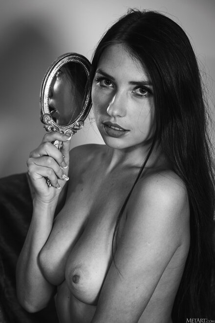 MetArt_Captivating-Beauty_Niemira_high_0161