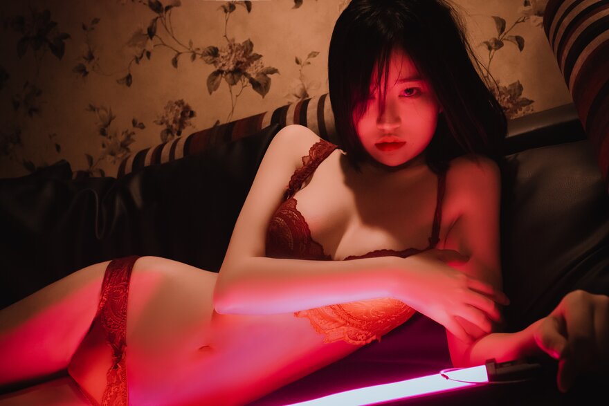 年年Nnian - NO.005 — 红色内衣 (24)