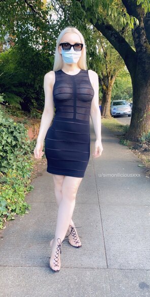 amateur photo Diner with my boss... do you think he'll like the dress?