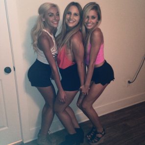 photo amateur girl on the right