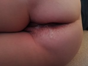 foto amadora Just farted out my friends cum
