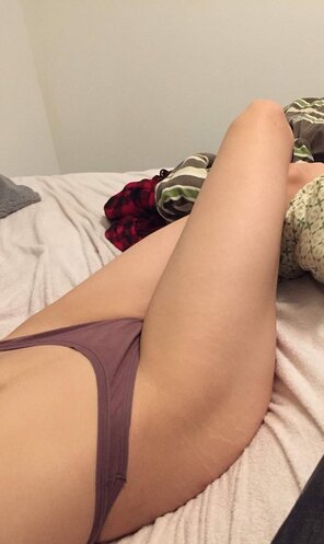 amateur pic Long legs and lazy mornings